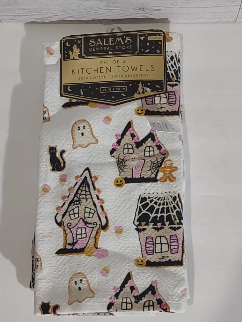 Salem's General Store Halloween gingerbread haunted house kitchen towels